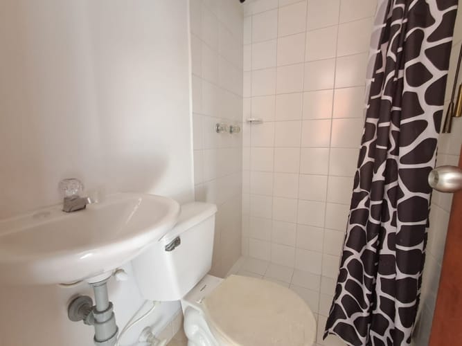 Apartamento de 3 alcobas en arriendo en La Castellana, Medellín, 104 m² · foto 7 de 21