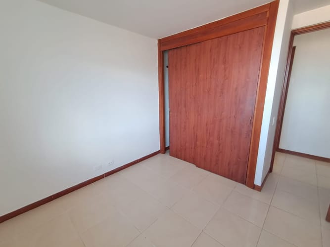 Apartamento de 3 alcobas en arriendo en La Castellana, Medellín, 104 m² · foto 13 de 21