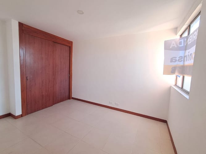 Apartamento de 3 alcobas en arriendo en La Castellana, Medellín, 104 m² · foto 18 de 21