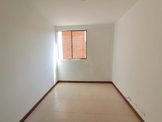 Apartamento de 3 alcobas en arriendo en La Castellana, Medellín, 104 m² · foto 20 de 21