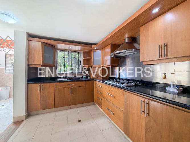 Casa de 3 alcobas en venta en La Frontera, Envigado, 220 m² · foto 8 de 17