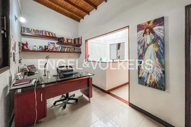 Casa de 4 alcobas en venta en El Tesoro, Medellín, 158 m² · foto 17 de 17