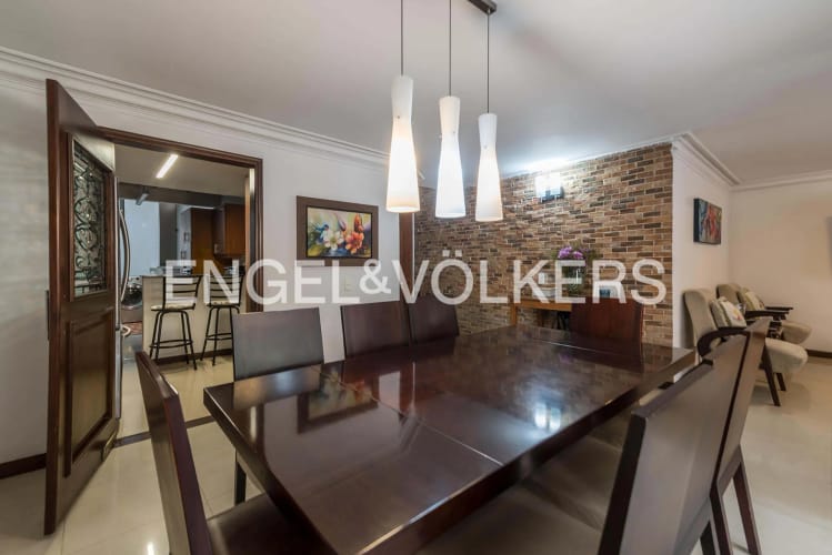 Casa de 4 alcobas en venta en El Tesoro, Medellín, 158 m² · foto 6 de 17