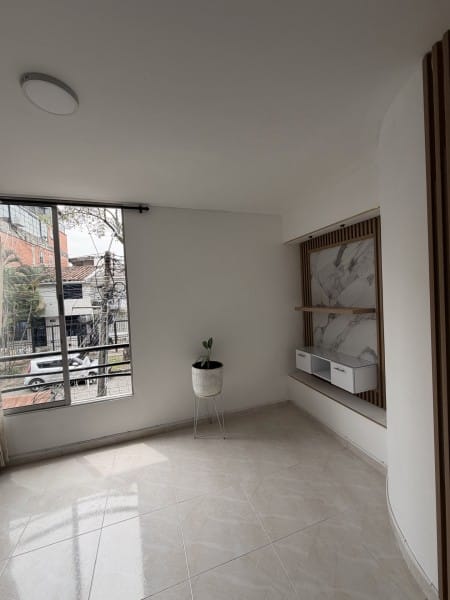 Apartamento de 2 alcobas en venta en Champagnat, Cali, 68 m² · foto 9 de 9