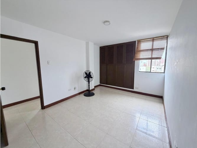 Apartamento de 2 alcobas en arriendo en Riomar, Barranquilla, 73 m² · foto 4 de 8