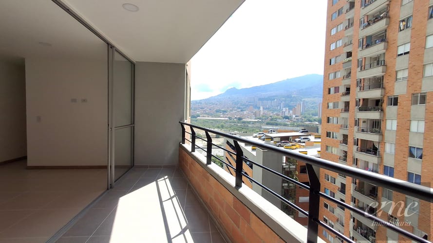 Apartamento de 3 alcobas en arriendo en Bello, 80 m² · foto 4 de 21