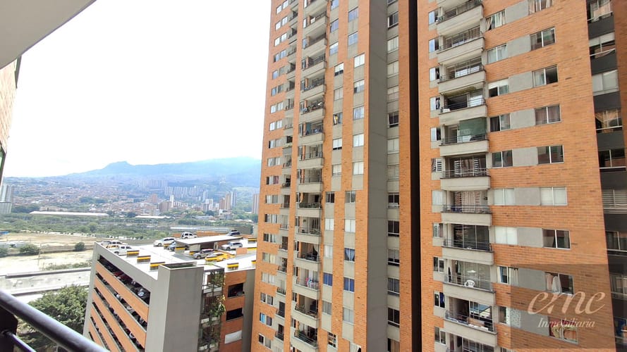Apartamento de 3 alcobas en arriendo en Bello, 80 m² · foto 5 de 21