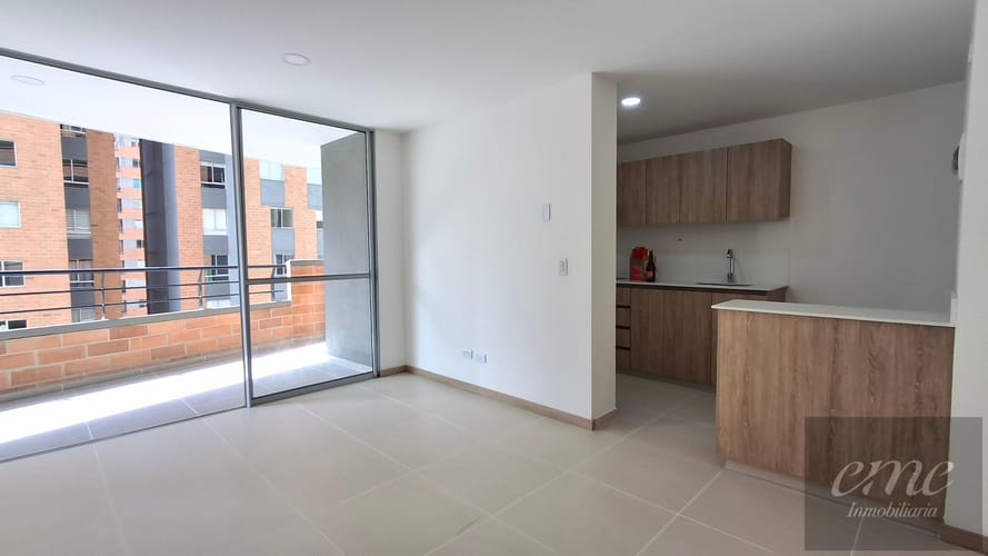 Apartamento de 3 alcobas en arriendo en Bello, 80 m² · foto 8 de 21