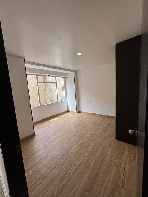 Apartaestudio en arriendo en Engativá, Bogotá, 42 m² · foto 9 de 11