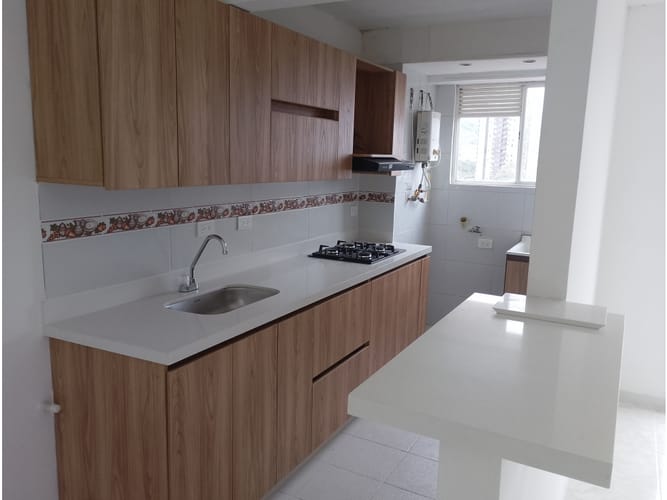 Apartamento de 2 alcobas en arriendo en Rodeo Alto, Medellín, 60 m² · foto 3 de 18
