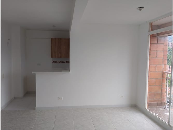 Apartamento de 2 alcobas en arriendo en Rodeo Alto, Medellín, 60 m² · foto 9 de 18