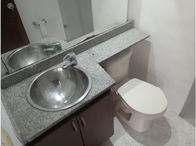 Apartamento de 2 alcobas en arriendo en Rodeo Alto, Medellín, 60 m² · foto 10 de 18