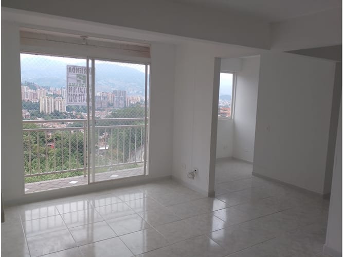 Apartamento de 2 alcobas en arriendo en Rodeo Alto, Medellín, 60 m² · foto 11 de 18
