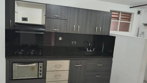 Apartamento de 3 alcobas en arriendo en El Dorado, Envigado, 74 m² · foto 3 de 16