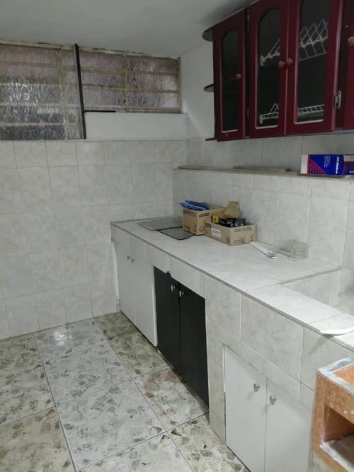 Apartaestudio en arriendo en La Milagrosa, Medellín, 60 m² · foto 7 de 10
