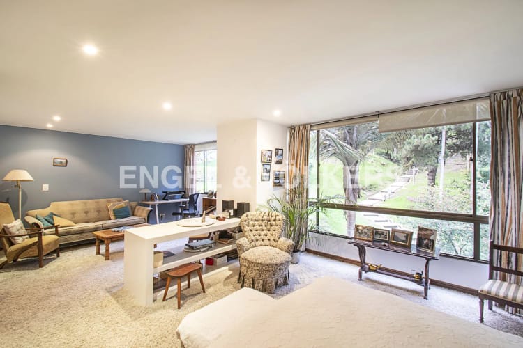 Apartamento de 3 alcobas en venta en Los Rosales, Bogotá, 146 m² · foto 7 de 13