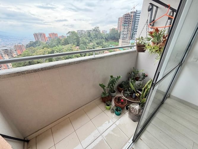 Apartamento de 2 alcobas en arriendo en El Chingui, Envigado, 60 m² · foto 4 de 11