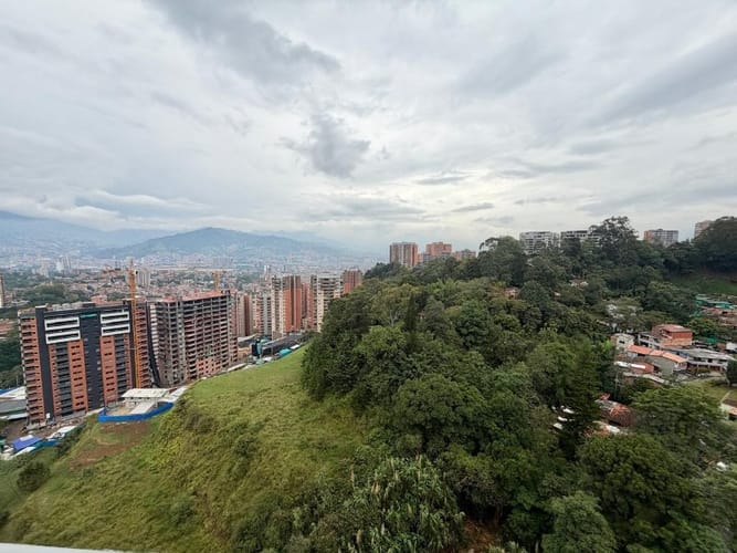 Apartamento de 2 alcobas en arriendo en El Chingui, Envigado, 60 m² · foto 5 de 11
