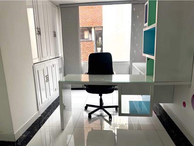 Apartamento de 4 alcobas en venta en Chico Norte, Bogotá, 266 m² · foto 10 de 10