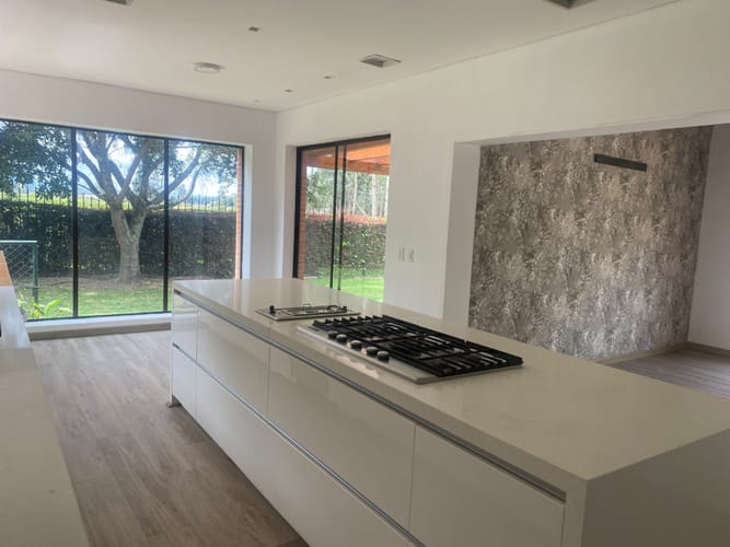 Casa de 4 alcobas en venta en Guaymaral, Bogotá, 418 m² · foto 8 de 23