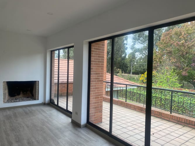 Casa de 4 alcobas en venta en Guaymaral, Bogotá, 418 m² · foto 10 de 23
