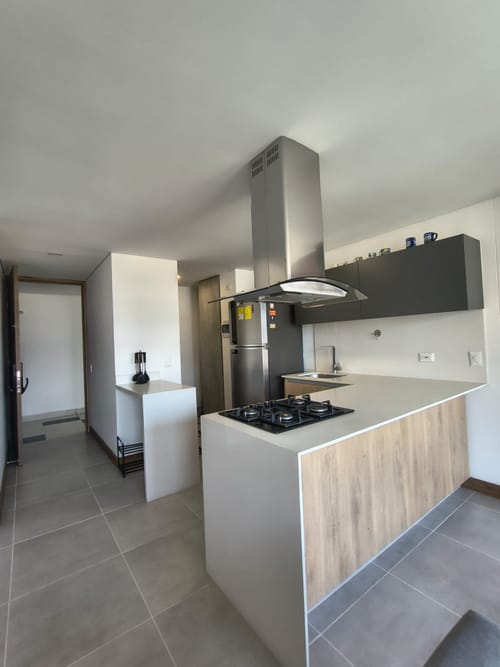 Apartamento de 2 alcobas en venta en Villa Carlota, Medellín, 86 m² · foto 3 de 22