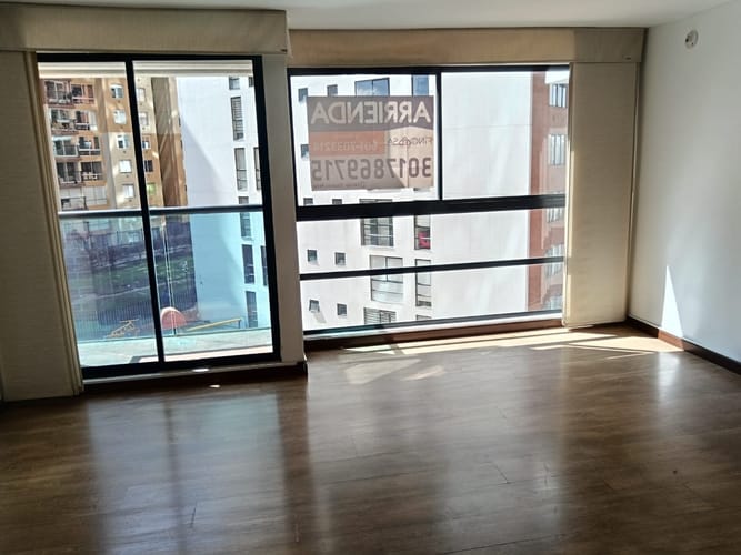 Apartamento de 3 alcobas en arriendo en Pontevedra, Bogotá, 85 m² · foto 9 de 23