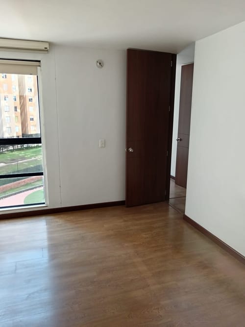 Apartamento de 3 alcobas en arriendo en Pontevedra, Bogotá, 85 m² · foto 11 de 23