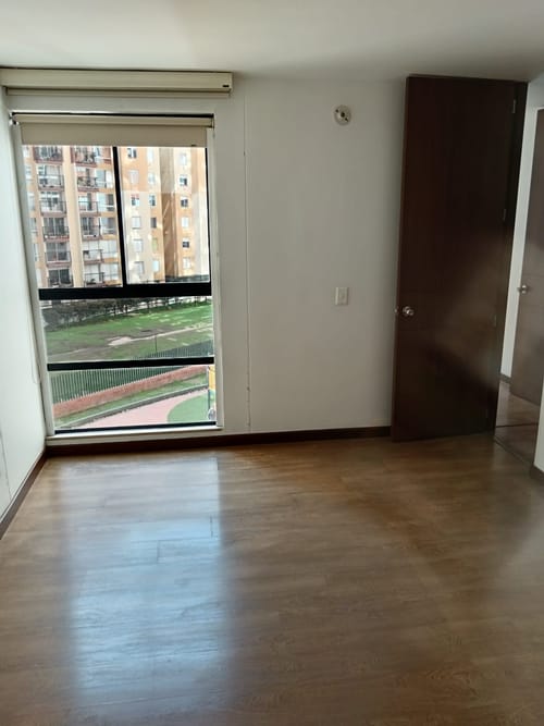 Apartamento de 3 alcobas en arriendo en Pontevedra, Bogotá, 85 m² · foto 12 de 23