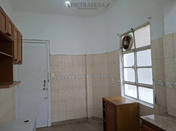Apartamento en alquiler, 3 dormitorios, 2 baños. Cordón. · Foto 4