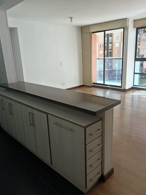 Apartamento de 3 alcobas en arriendo en Pontevedra, Bogotá, 85 m² · foto 22 de 23