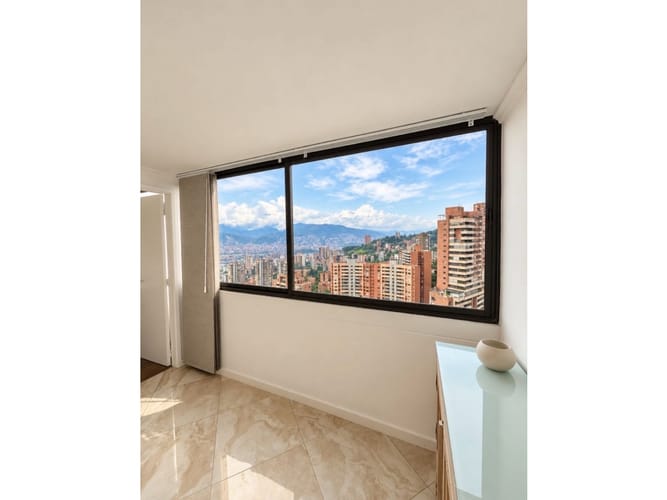 Apartamento de 4 alcobas en venta en La Florida, Medellín, 405 m² · foto 13 de 22