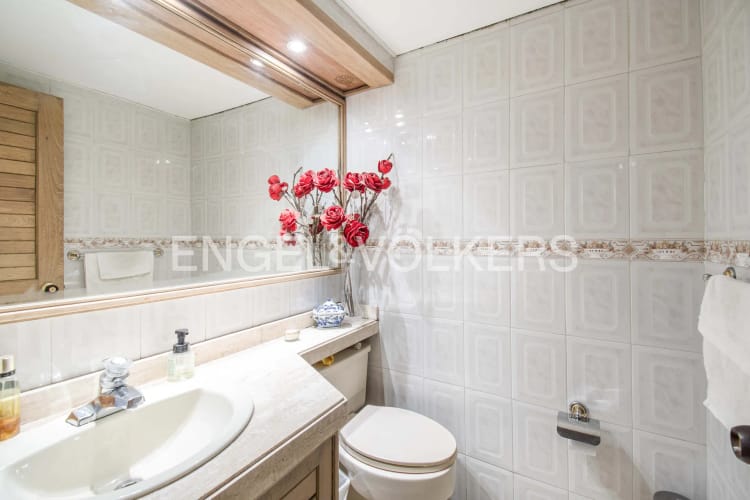 Apartamento de 3 alcobas en venta en La Carolina, Bogotá, 142 m² · foto 15 de 16