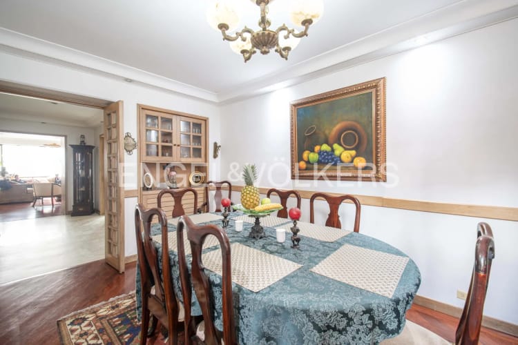 Apartamento de 3 alcobas en venta en La Carolina, Bogotá, 142 m² · foto 4 de 16