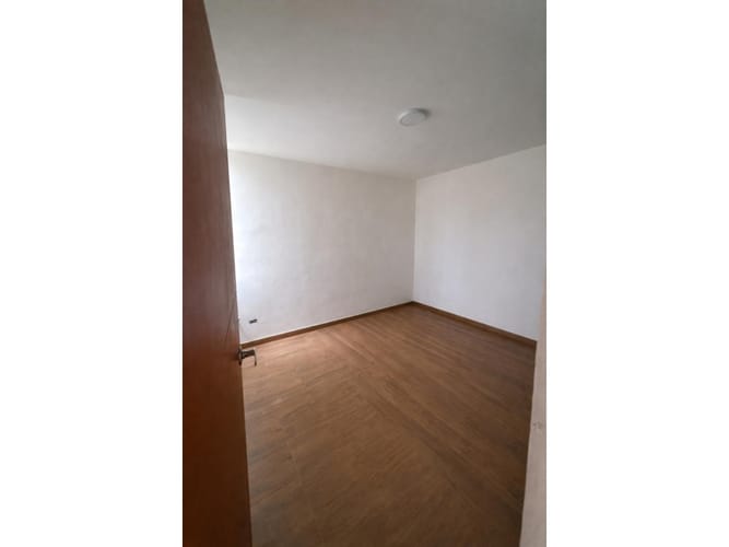 Apartamento de 3 alcobas en venta en San Martin, Ibagué, 52 m² · foto 2 de 9