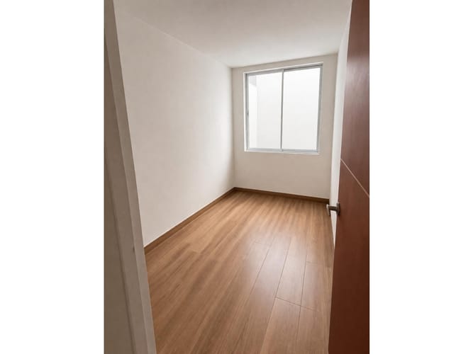 Apartamento de 3 alcobas en venta en San Martin, Ibagué, 52 m² · foto 4 de 9