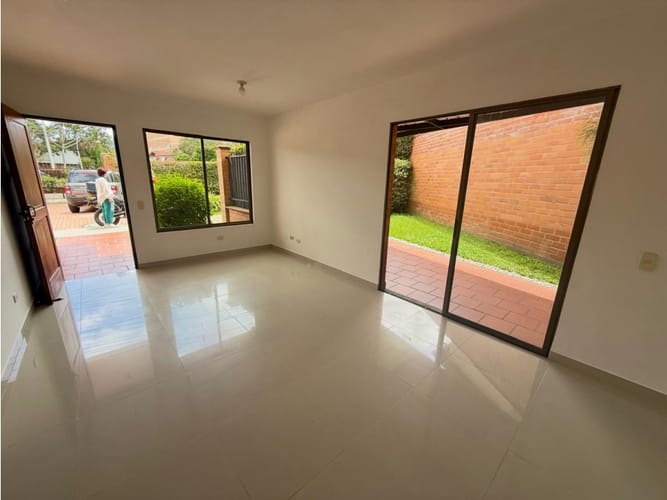 Casa de 3 alcobas en venta en La Ceja, 121 m² · foto 4 de 18