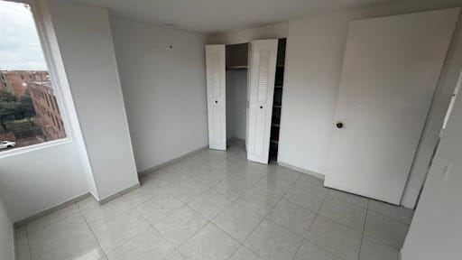 Apartamento de 3 alcobas en venta en Colina Campestre, Bogotá, 97 m² · foto 13 de 24