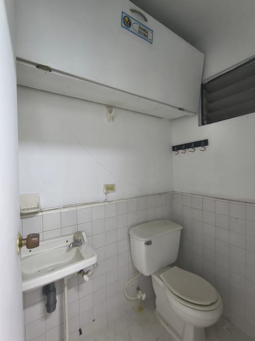Oficina en arriendo en La Candelaria, Medellín, 39 m² · foto 9 de 13