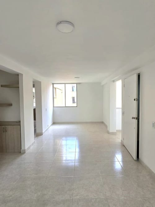 Apartamento de 3 alcobas en venta en La Castellana, Medellín, 95 m² · foto 9 de 10