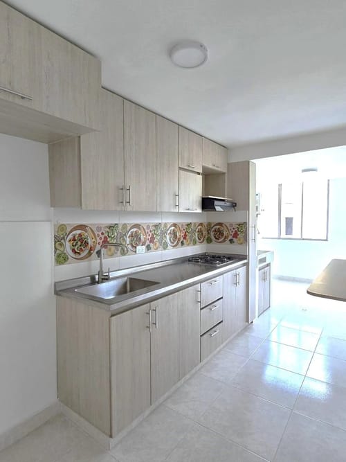 Apartamento de 3 alcobas en venta en La Castellana, Medellín, 95 m² · foto 10 de 10