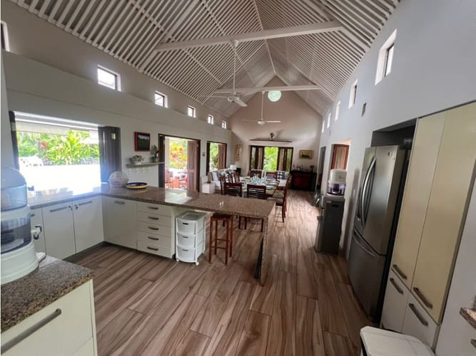 Casa de 4 alcobas en venta en Ricaurte, 200 m² · foto 5 de 23