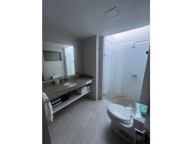 Casa de 4 alcobas en venta en Ricaurte, 200 m² · foto 10 de 23