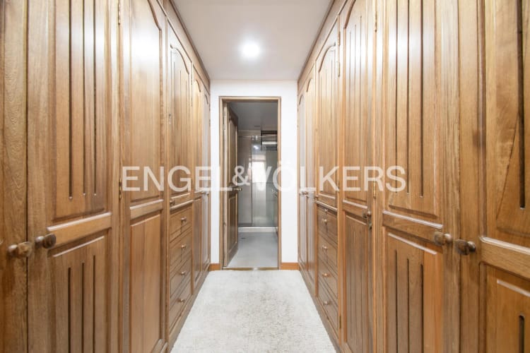 Apartamento de 3 alcobas en venta en Los Rosales, Bogotá, 176 m² · foto 9 de 13