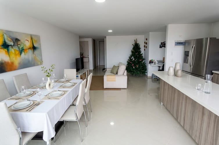 Apartamento de 3 alcobas en arriendo en Laureles, Medellín, 110 m² · foto 4 de 12