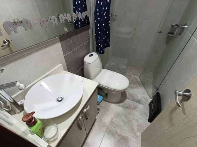 Apartamento de 3 alcobas en arriendo en Laureles, Medellín, 110 m² · foto 7 de 12