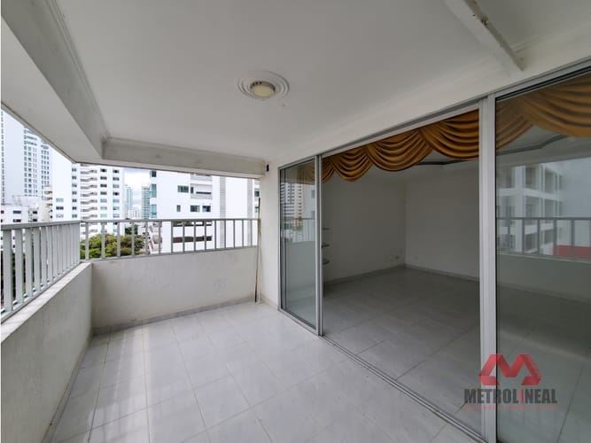 Apartamento de 3 alcobas en arriendo en Bocagrande, Cartagena, 139 m² · foto 7 de 20