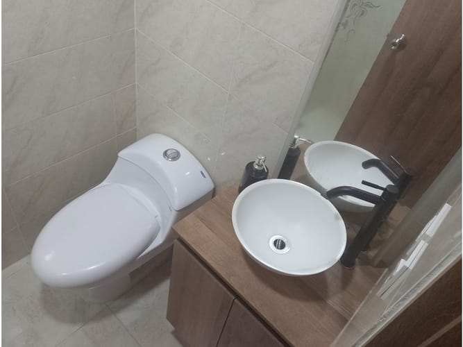 Apartamento de 3 alcobas en arriendo en Bucaros, Bello, 60 m² · foto 9 de 15