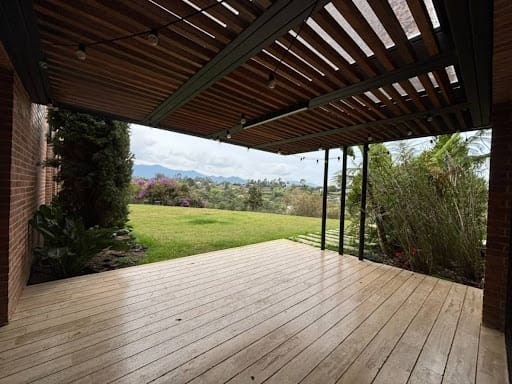 Casa de 4 alcobas en arriendo en Cuchillas De San Jose, Rionegro, 480 m² · foto 23 de 24