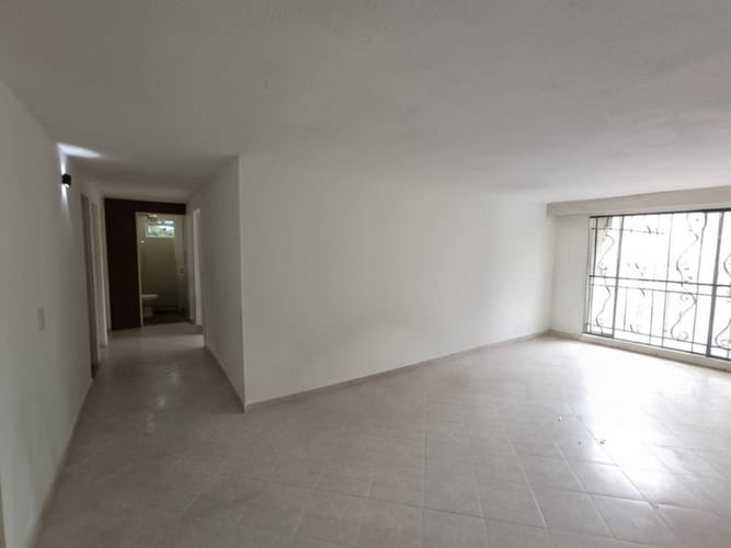 Apartamento de 4 alcobas en arriendo en Belén, Medellín, 77 m² · foto 5 de 16